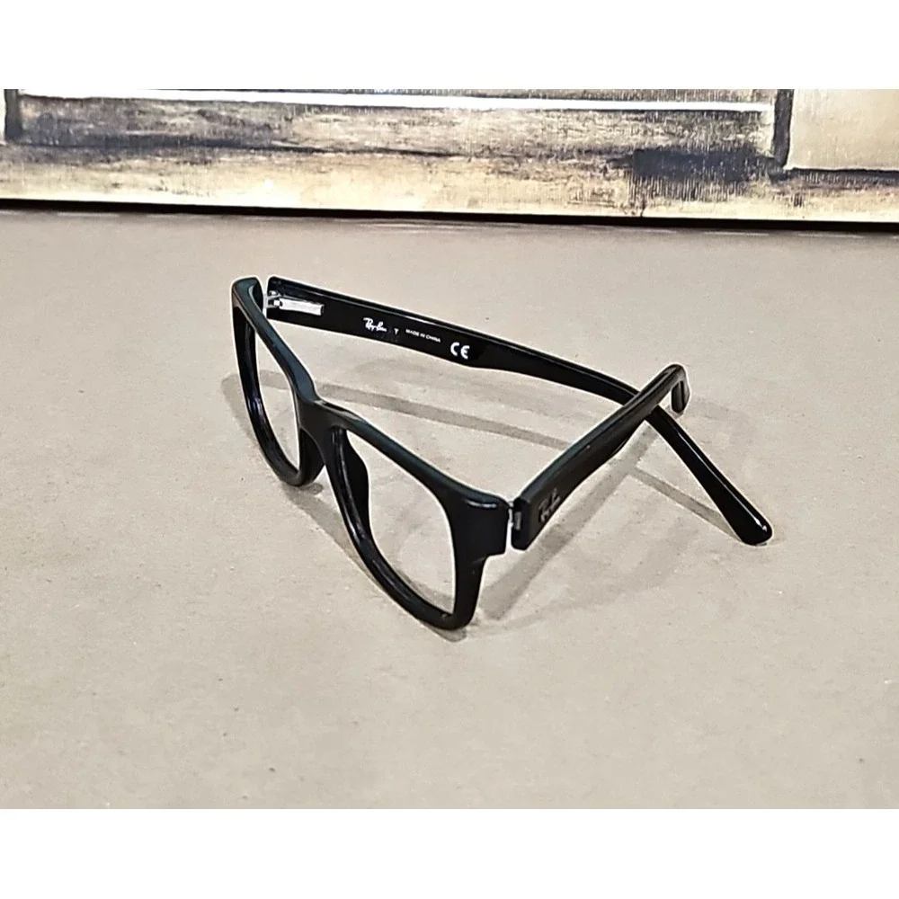 Ray Ban‎ RB5268 5119 Black Eyeglasses Frames 52-17 135